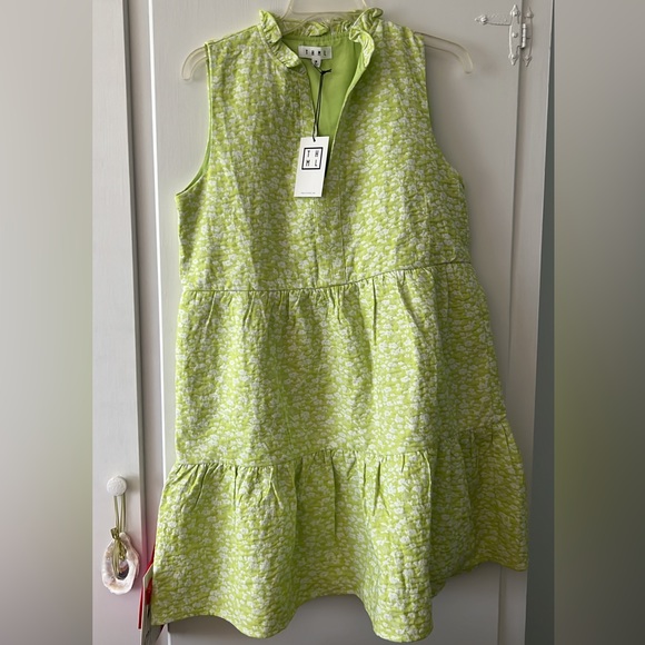 THML size Medium chartreuse dress. NWT. - Picture 2 of 4
